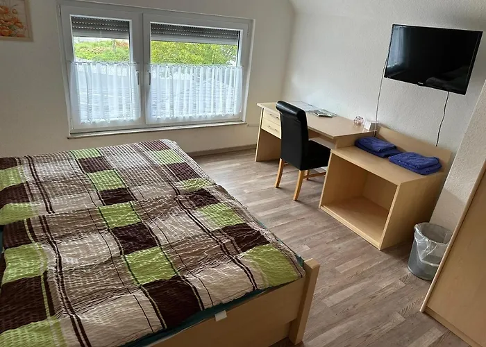 Zentrale Doppelbettzimmer בית אירוח